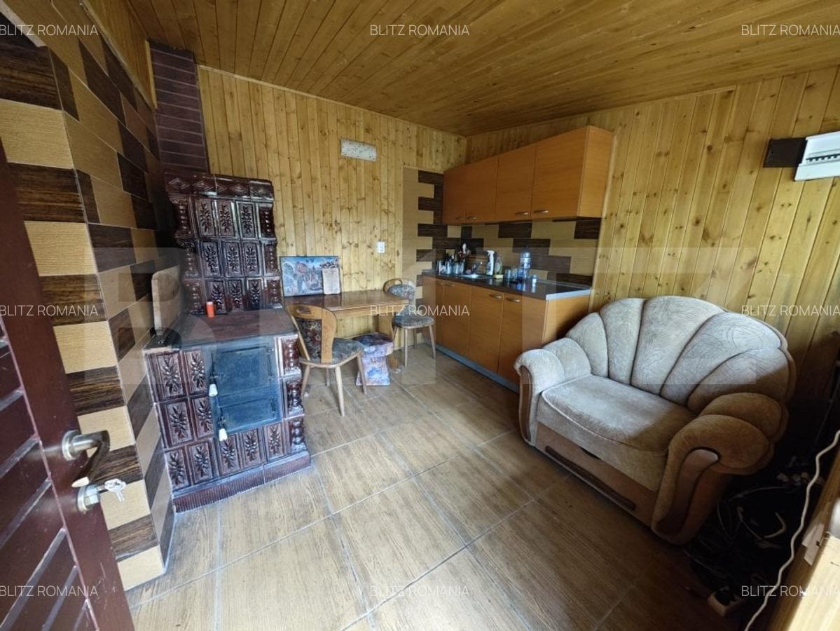 Casuta de vacanta in padure , zona Barnova - 5