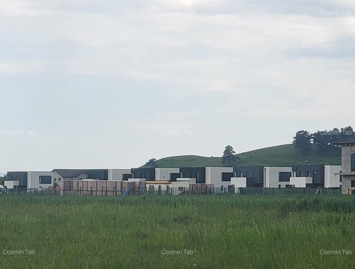 NOU!!Teren Sanpetru ,casa individuala,500mp, str. Molidului, 75 E/MP - 4