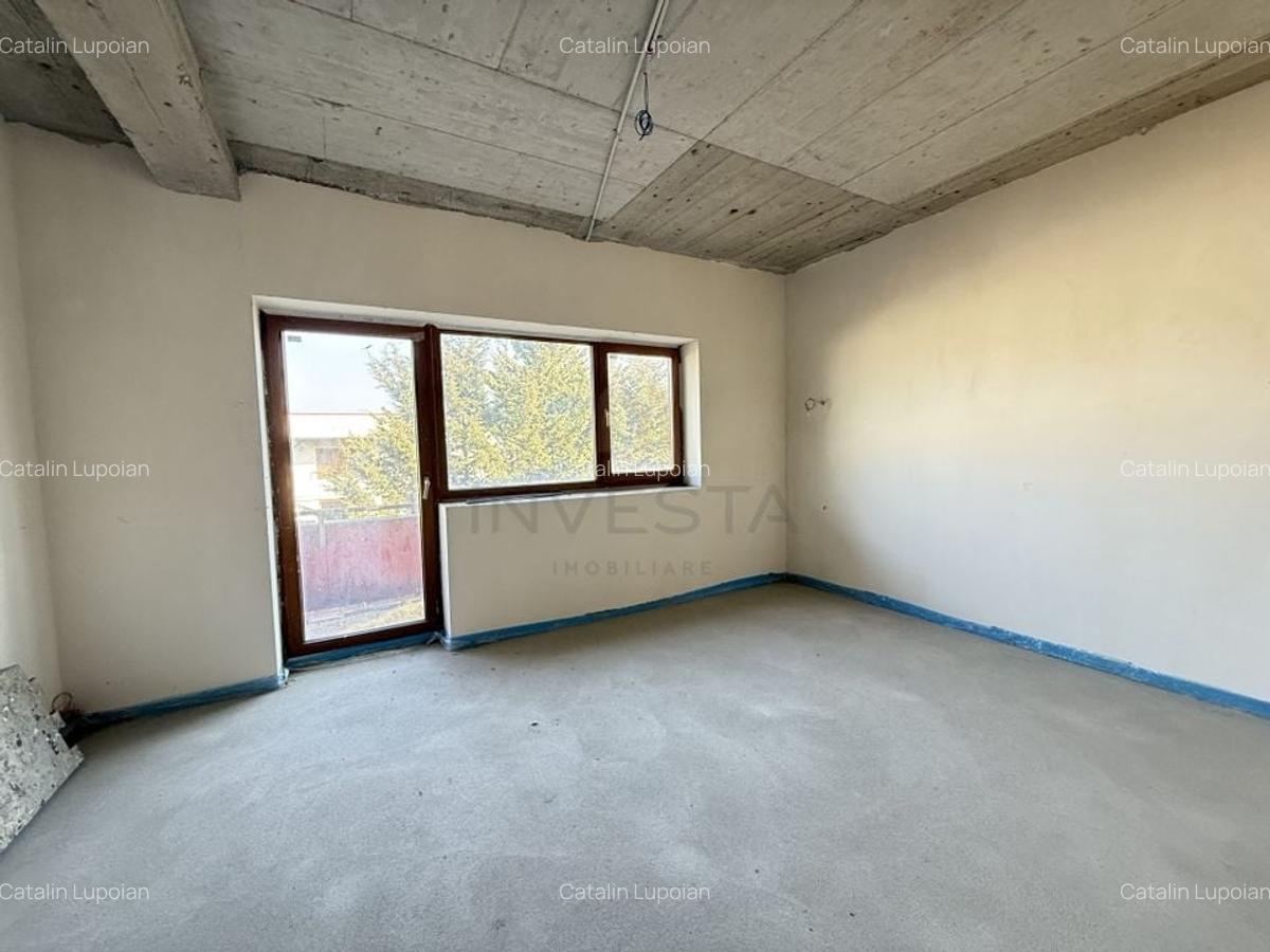 Duplex  cu suprafata utila generosa, pe o strada linistita! - 11