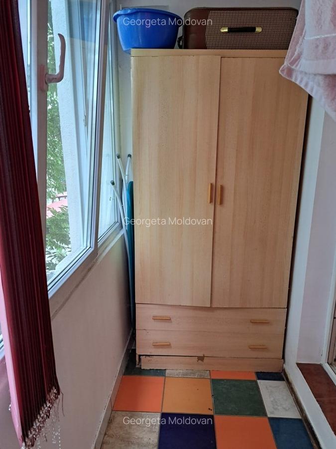 Vand apartament decomandat 2 camere,Tg. Mures, Unirii - 9