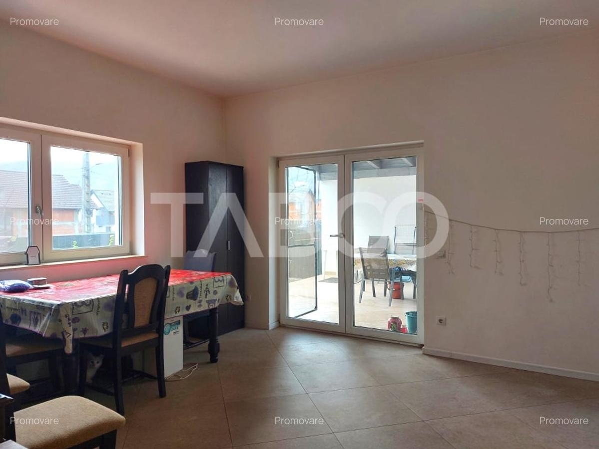 Casa individuala 4 camere P+1E 118 mp 322 mp parcela teren Cisnadie - 6