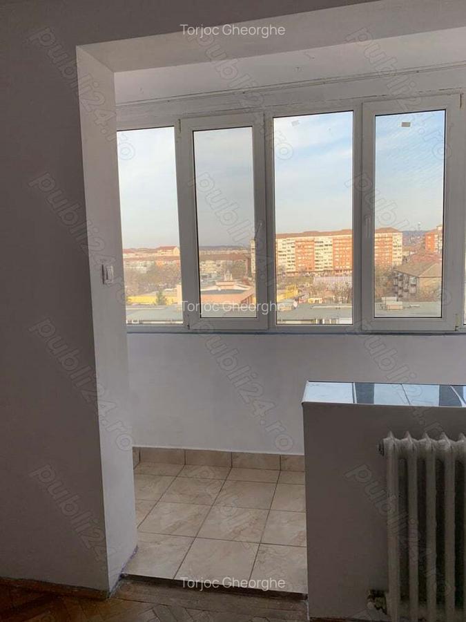 Persoana fizica: Apartament 3 camere ?i terasa - 113 mp total Rogerius, Oradea - 3