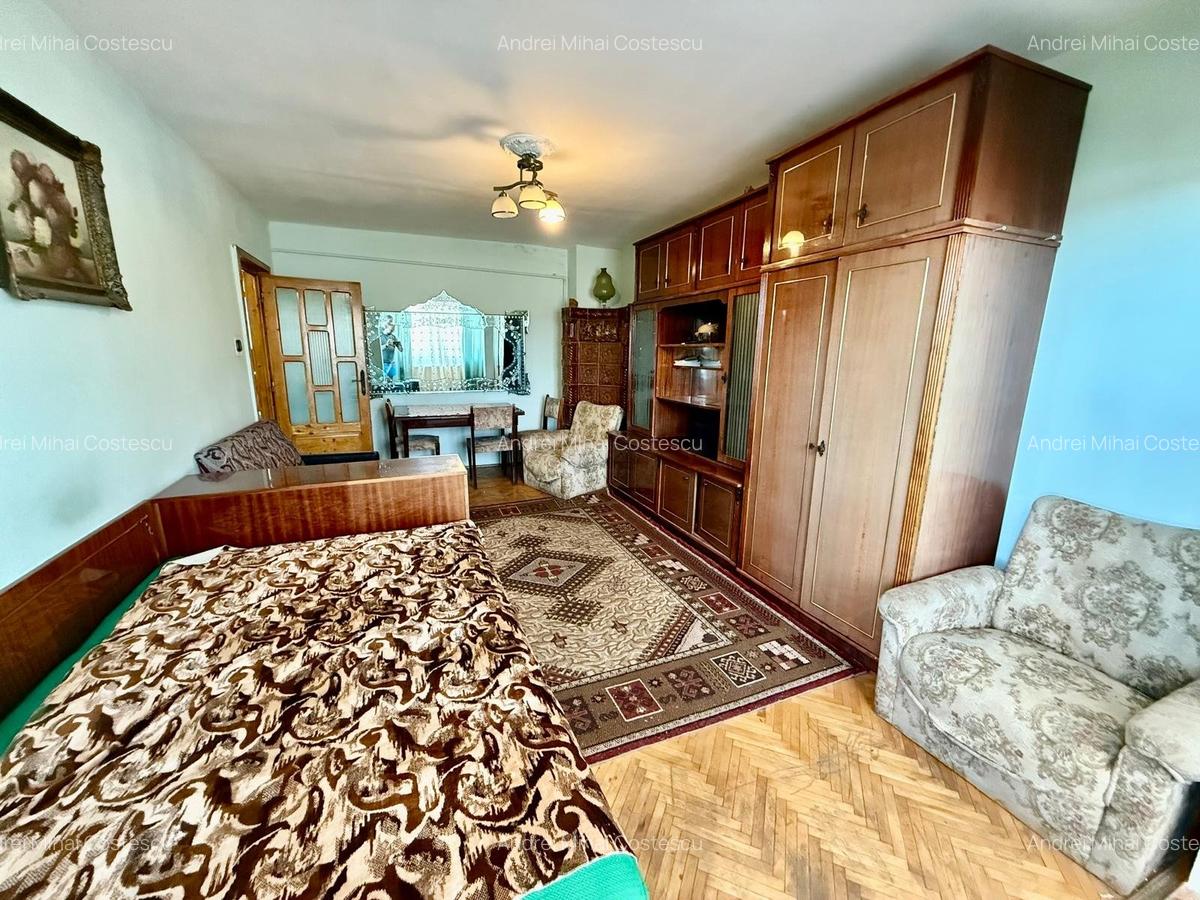 Apartament 3 camere, decomandat, situat in Floresti, zona Lidl - 1