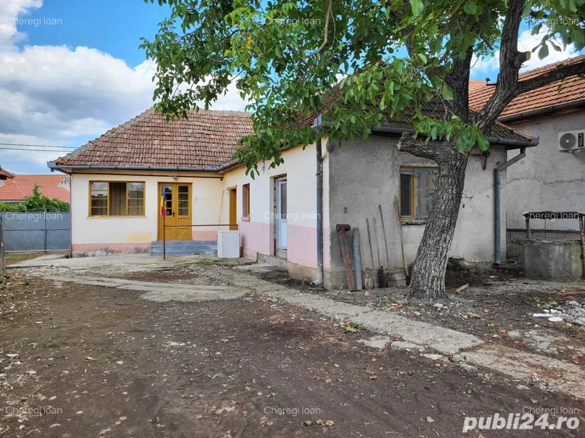 Vand casa cu 4 camere - 3