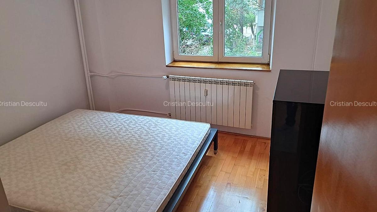 Apartament 3 camere ~ Etaj 1/9 ~ Strada Doctor Felix - 13