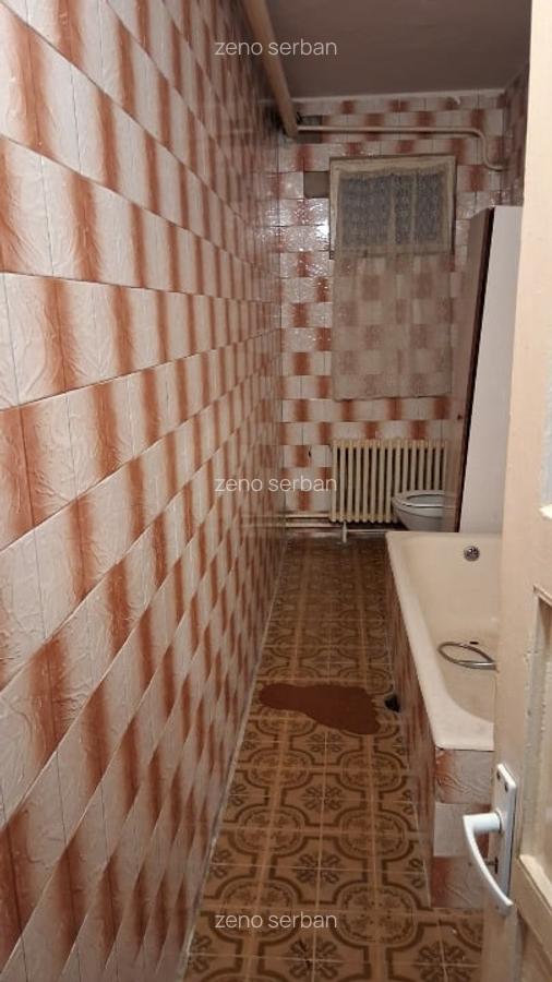 Proprietar vând casă cu grădină două apartamente, Mehala  suprafată totală 739 m - 8