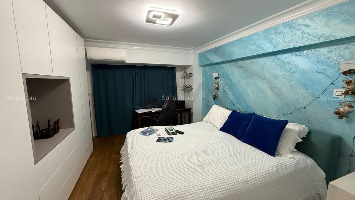 Apartament cu 4 camere decomandat în P-ța Unirii - 5