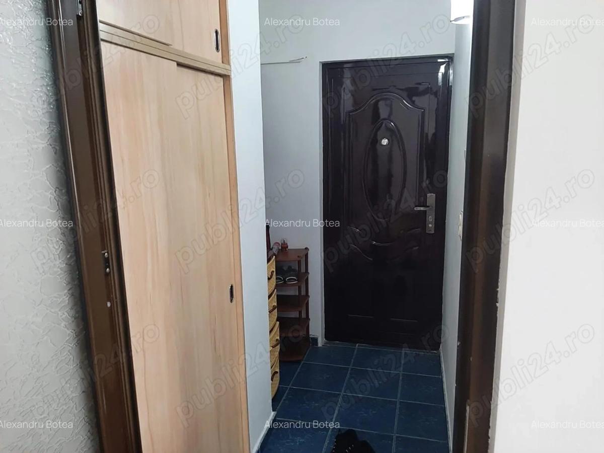 Vand garsoniera spa?ioasa ! - 9 Vand garsoniera spa?ioasa ! - 9