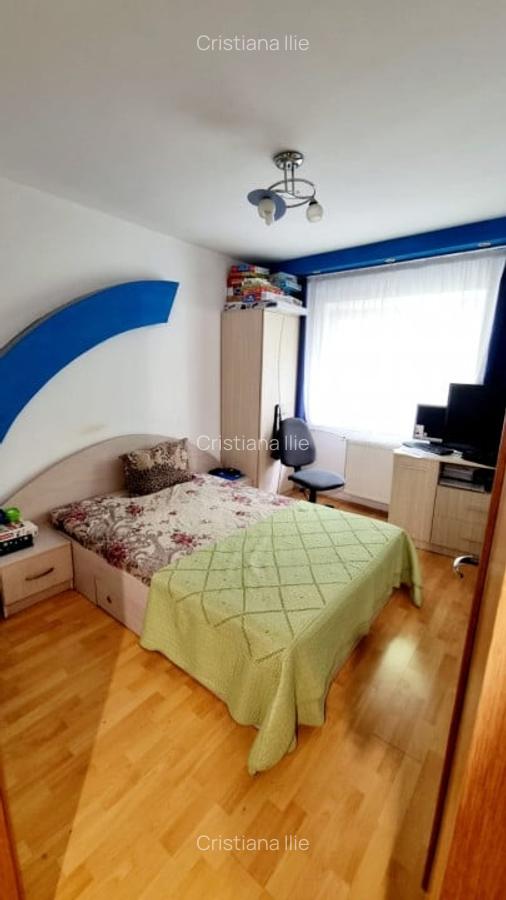 Apartament 3 camere | Basarabiei | Parcare | - 1