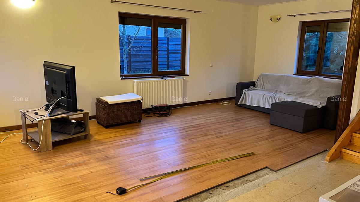 Casă cu 4 camere în Curtea de Argeș - 2