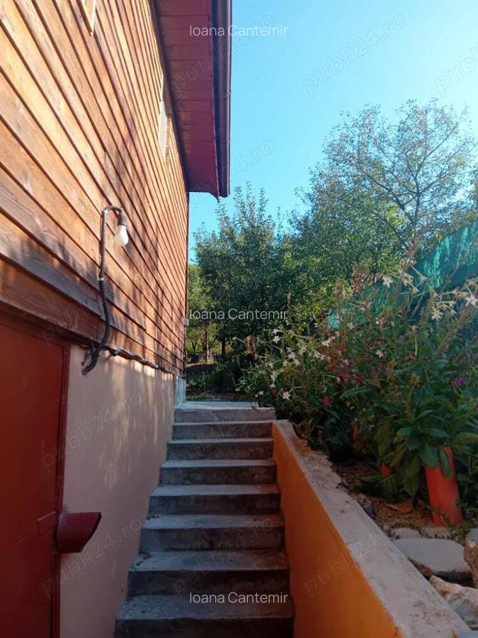 Casa de vanzare - 1