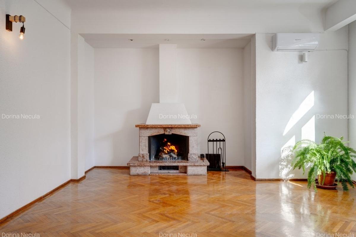 Vila cu arhitectura distincta, 7 camere, renovata, intr-o locatie exclusivista - 27