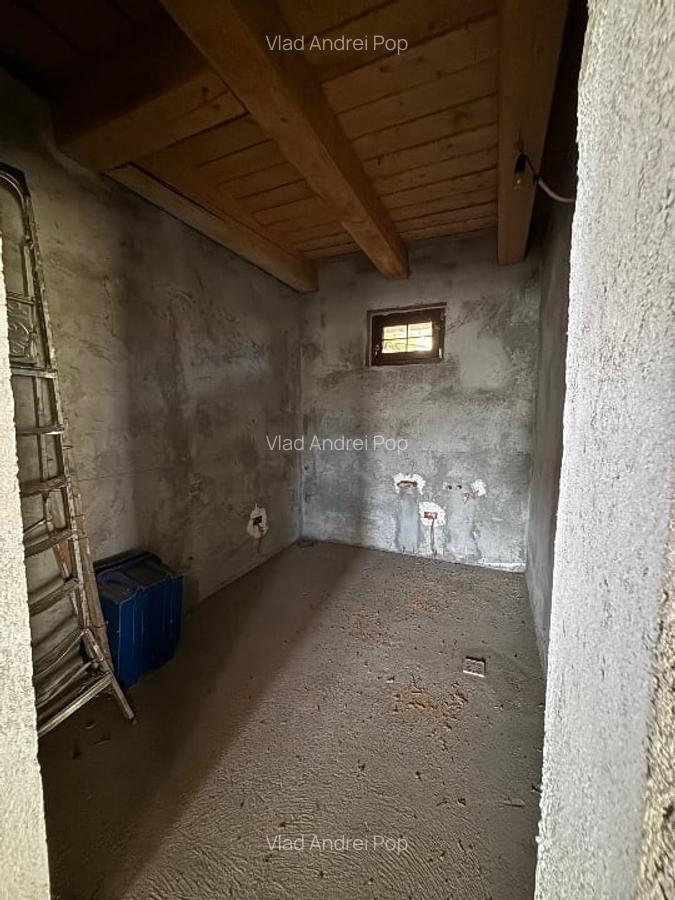 Casa de Vanzare la sol, 365m2 utili - 8