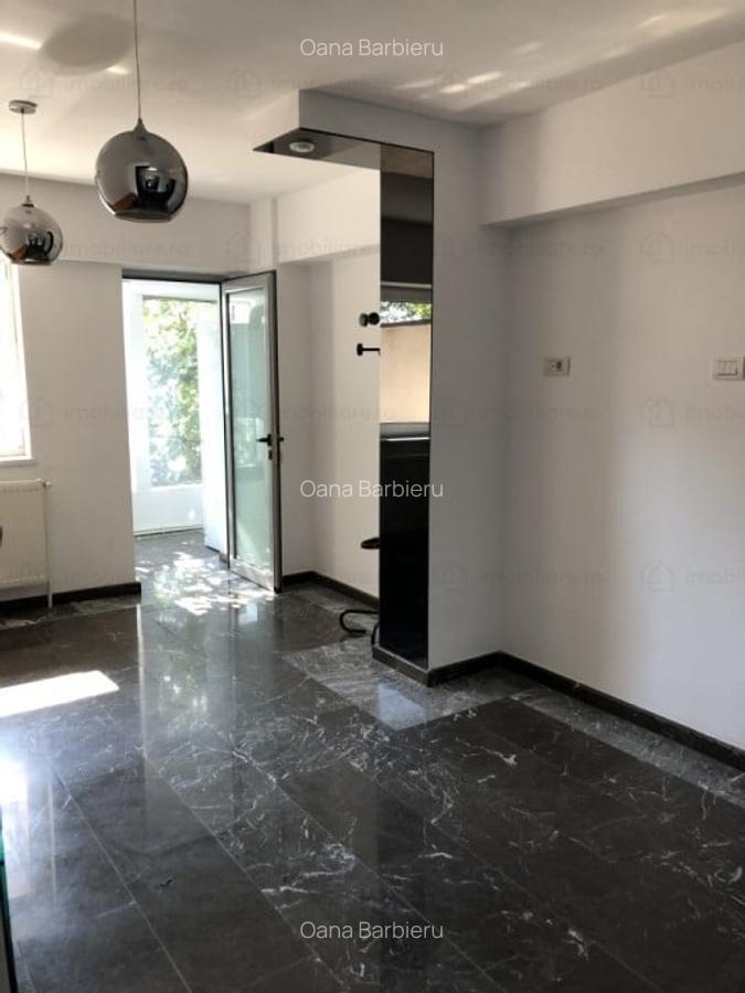 Capitol - stradal bd. Mamaia, spatiu comercial, 120 mp. - 8