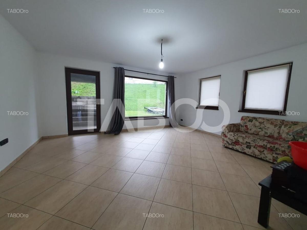 Casa 5 camere 197mp utili situata la 27km de Fagaras si 65km de Brasov - 7