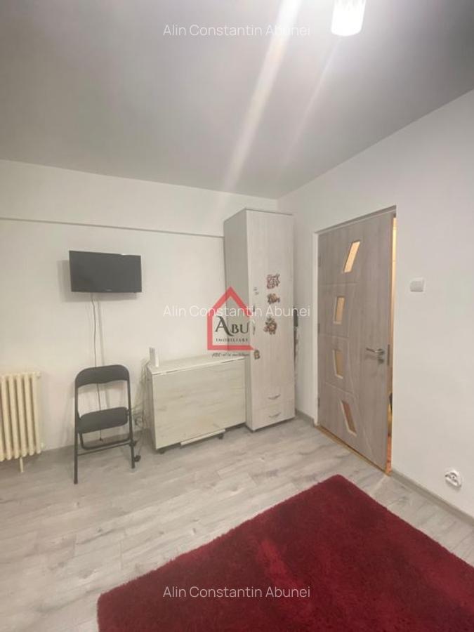 Garsonieră, Renovată, etaj intermediar, la bulevard, zona Frumoasa - 2