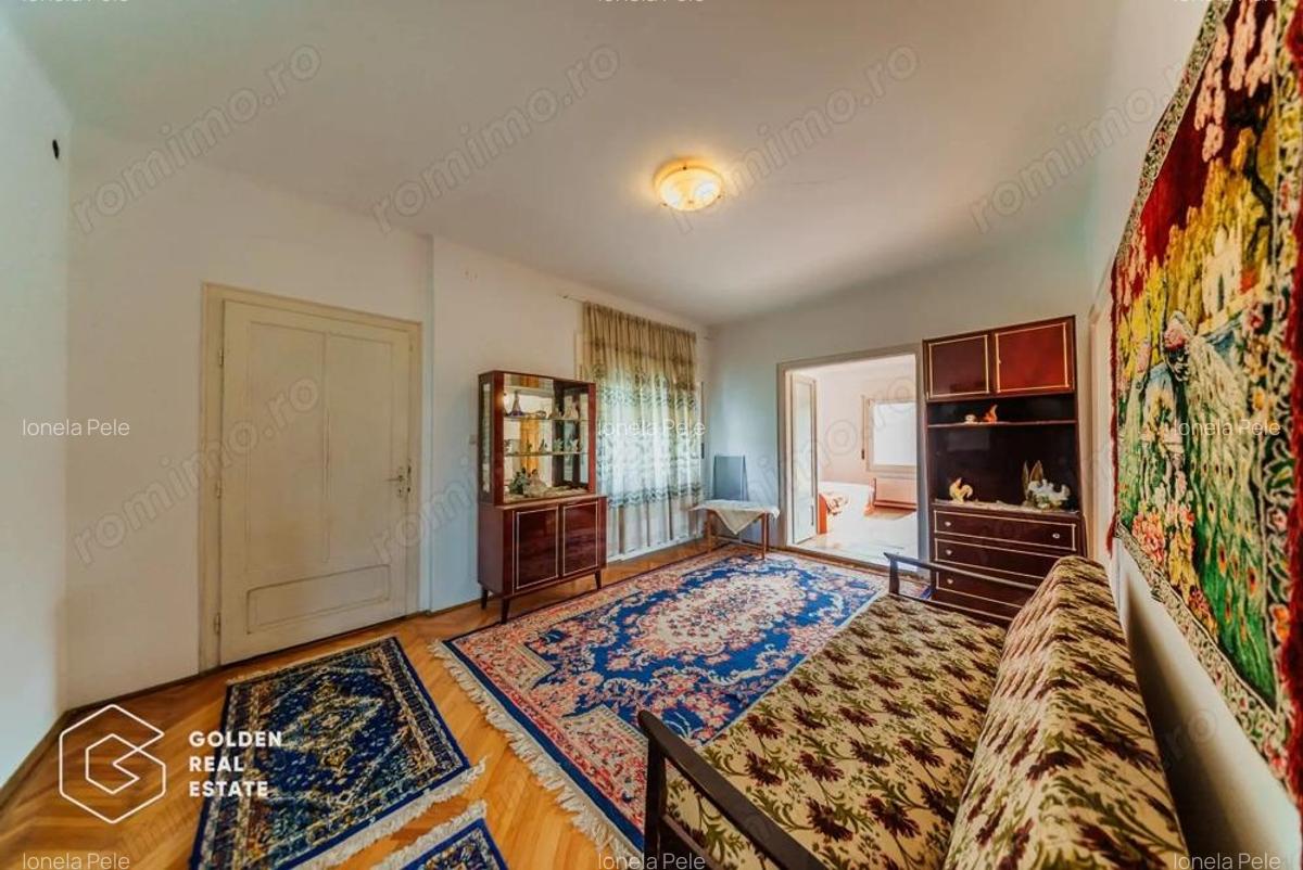 Vila superba, P+E, Cuvin, 9 camere, 200 mp si teren 1300 mp plus anexa 3 camere - 6