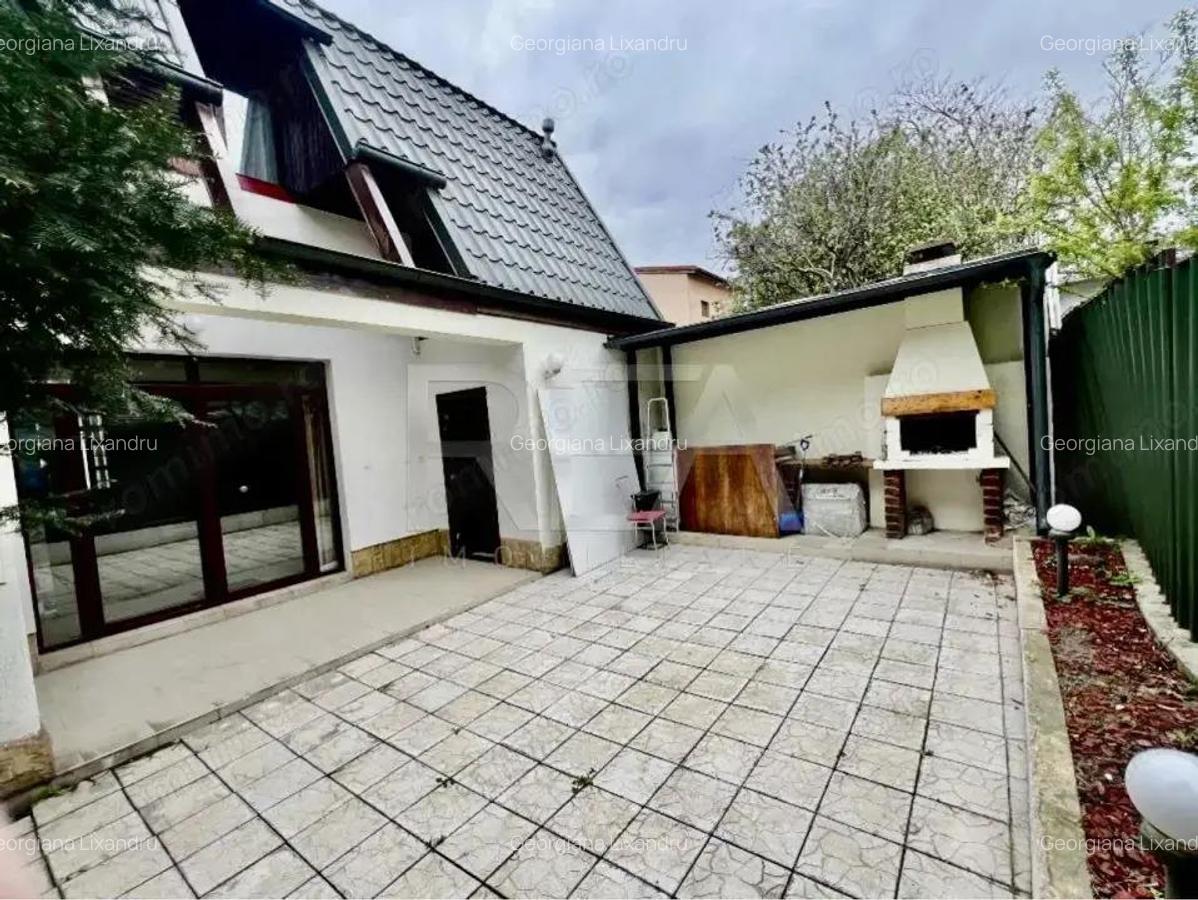 Vila 6 camere, Titulescu, Curte ?i zona de relaxare Metrou la 7 minute - 7