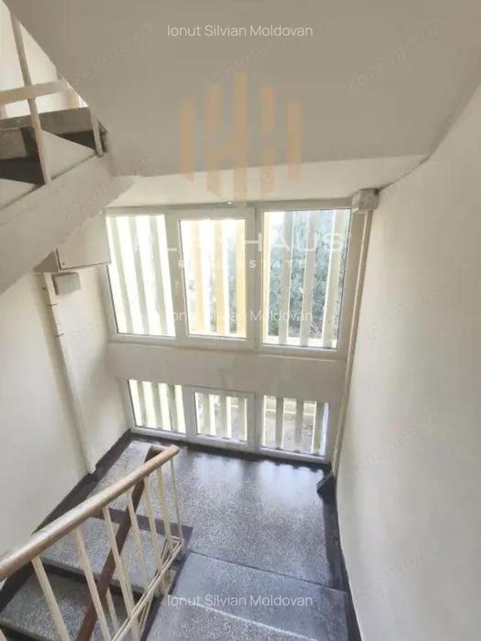 Apartament cu garaj inclus, 3 camere, situat in Baia Mare, pe strada George Co?buc Aleea cu Castani - 1