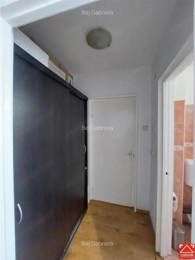 Apartament 2 camere, zona P-ta Garii - 13