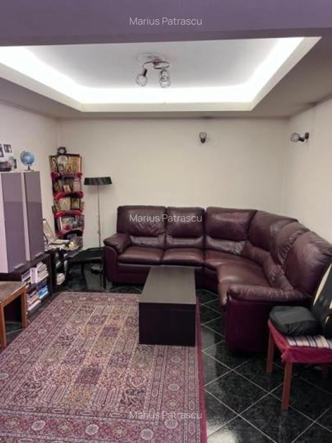 Apartament 3 Camere Basarabiei cu garaj - 1