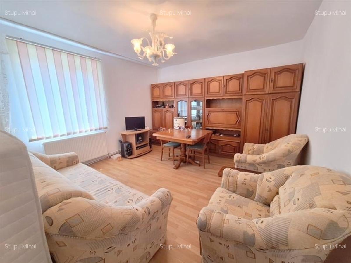 Apartament 2 decomandate, mobilat si utilat, zona Narcisa - 9