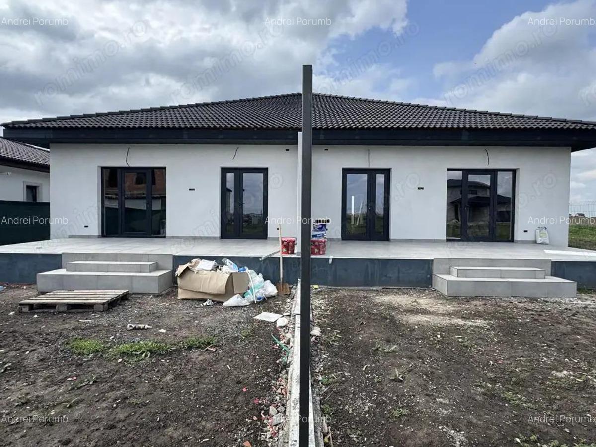Sacalaz, 1/2 Duplex , Parter, 3 camere,2 bai,Terasa Acoperita - 4
