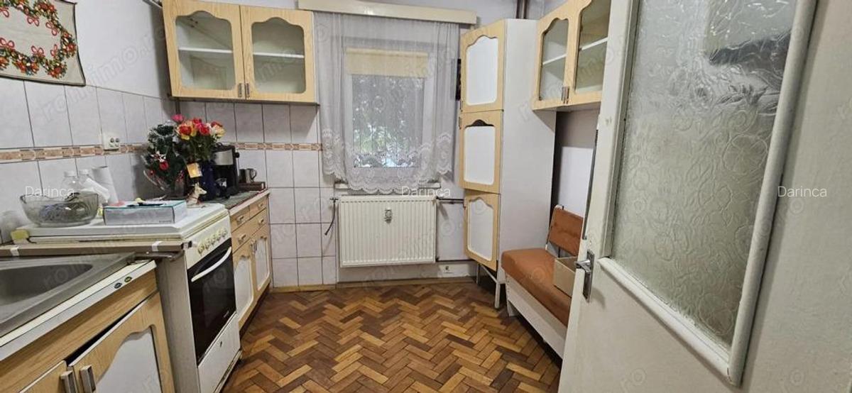 Zona Dorobanti ... 2 camere ..85.000 euro - 9