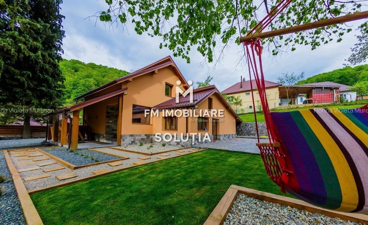 Casa de vanzare - zona Ferneziu - 10