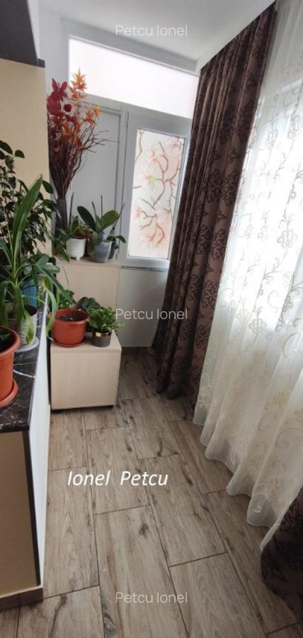 Bd. Lacul Tei - apartament 3 camere - 6