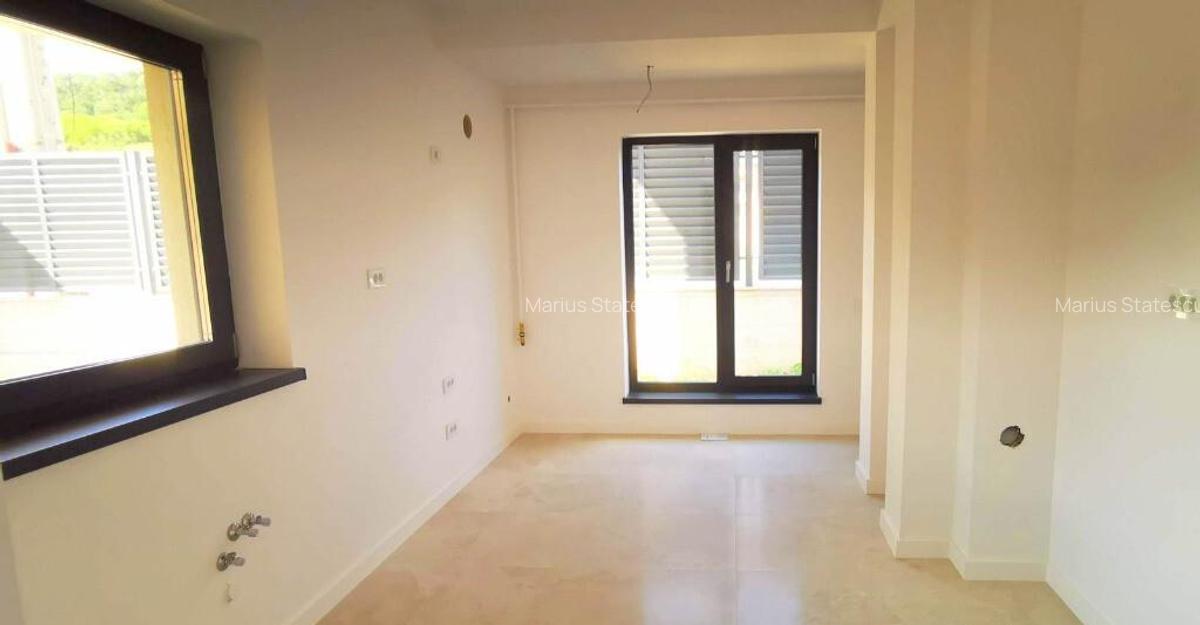 PRIMAVERII VILLAS, CARTIER PRIVAT LANGA ORAS; VILA ROSE - 7
