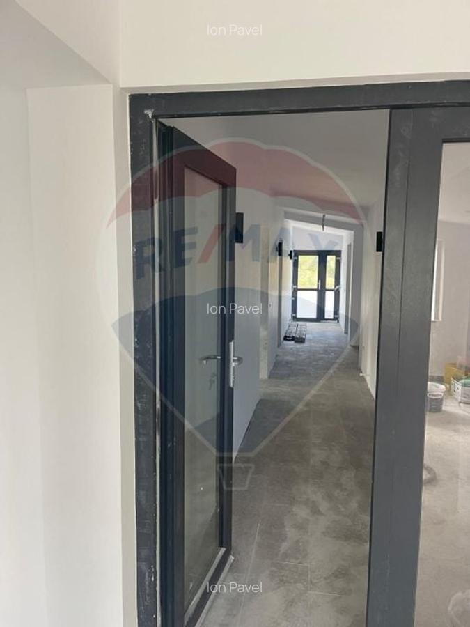 Spatiu comercial de 396 mp de vanzare - 13