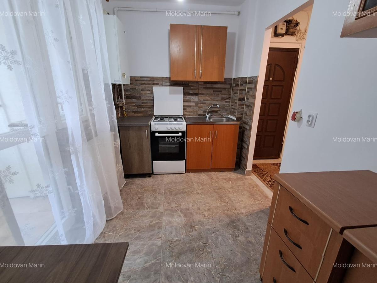 Ap.2 cam 57 mp dec. Renovat et.3,2 balcoane, Aleea Barsei Marasti - 7