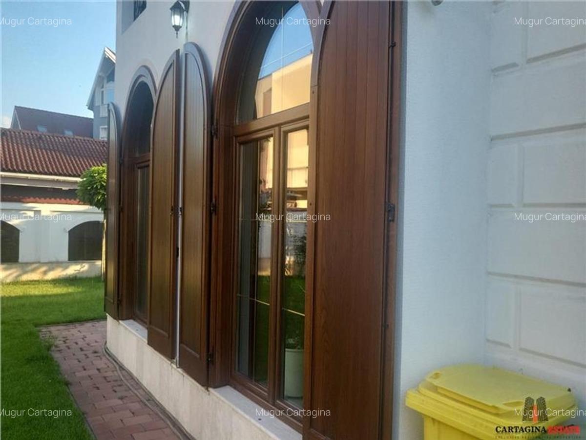 Vila eleganta / Mark Twain / Cambrige /Jolie Ville / COMISION 0 - 3