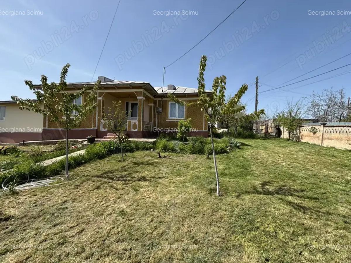Casa de vanzare in ?ivi?a, jud. Gala?i 5 camere, teren 1100 mp - 1