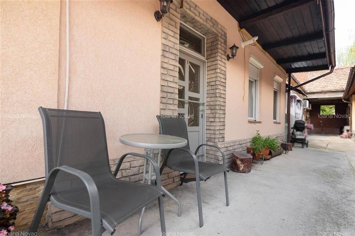 RECO Casa la Curte Comuna, Central, Oradea - 1