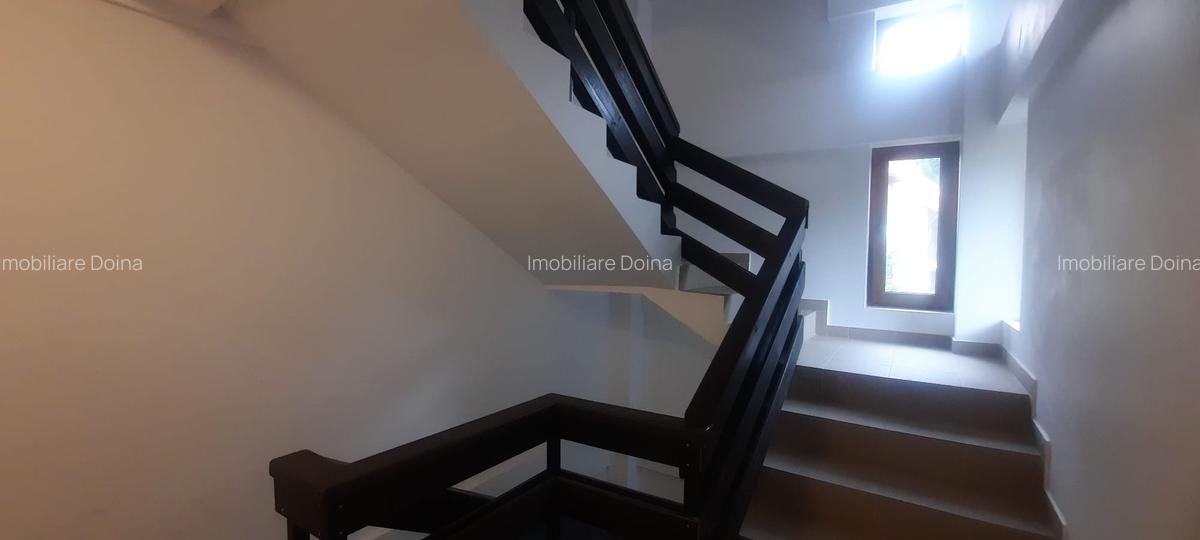 De vanzare apartament 3 camere in vila zona Platoul Izvor - 3