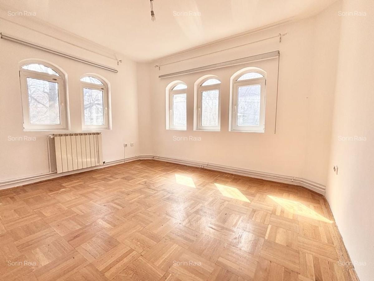 Ideal Birouri cu curte de inchiriat zona Floreasca - 2