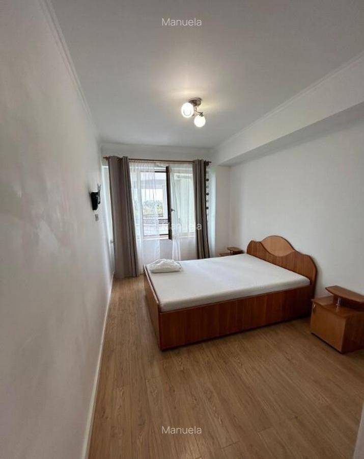 Doua camere Copou,Royal Town,liber - 5