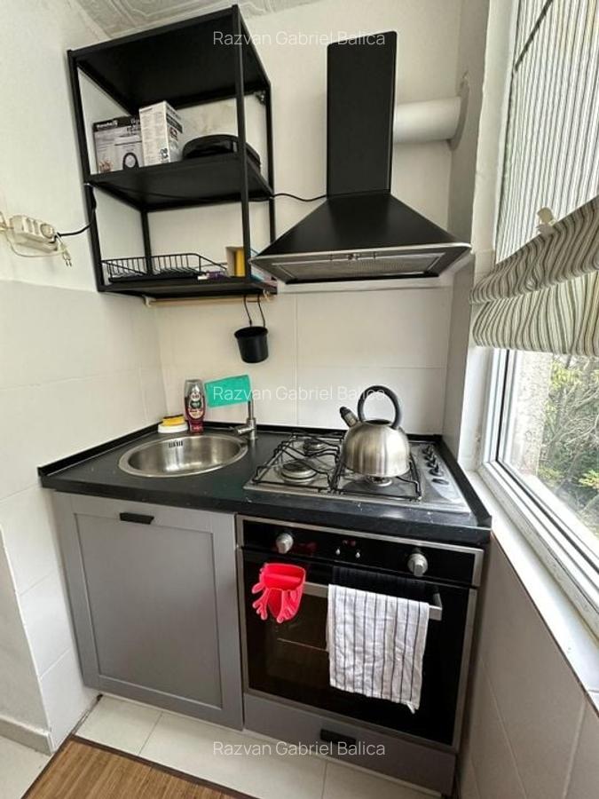 Apartament cu 3 camere decomandat, mobilat în Aradului - 8