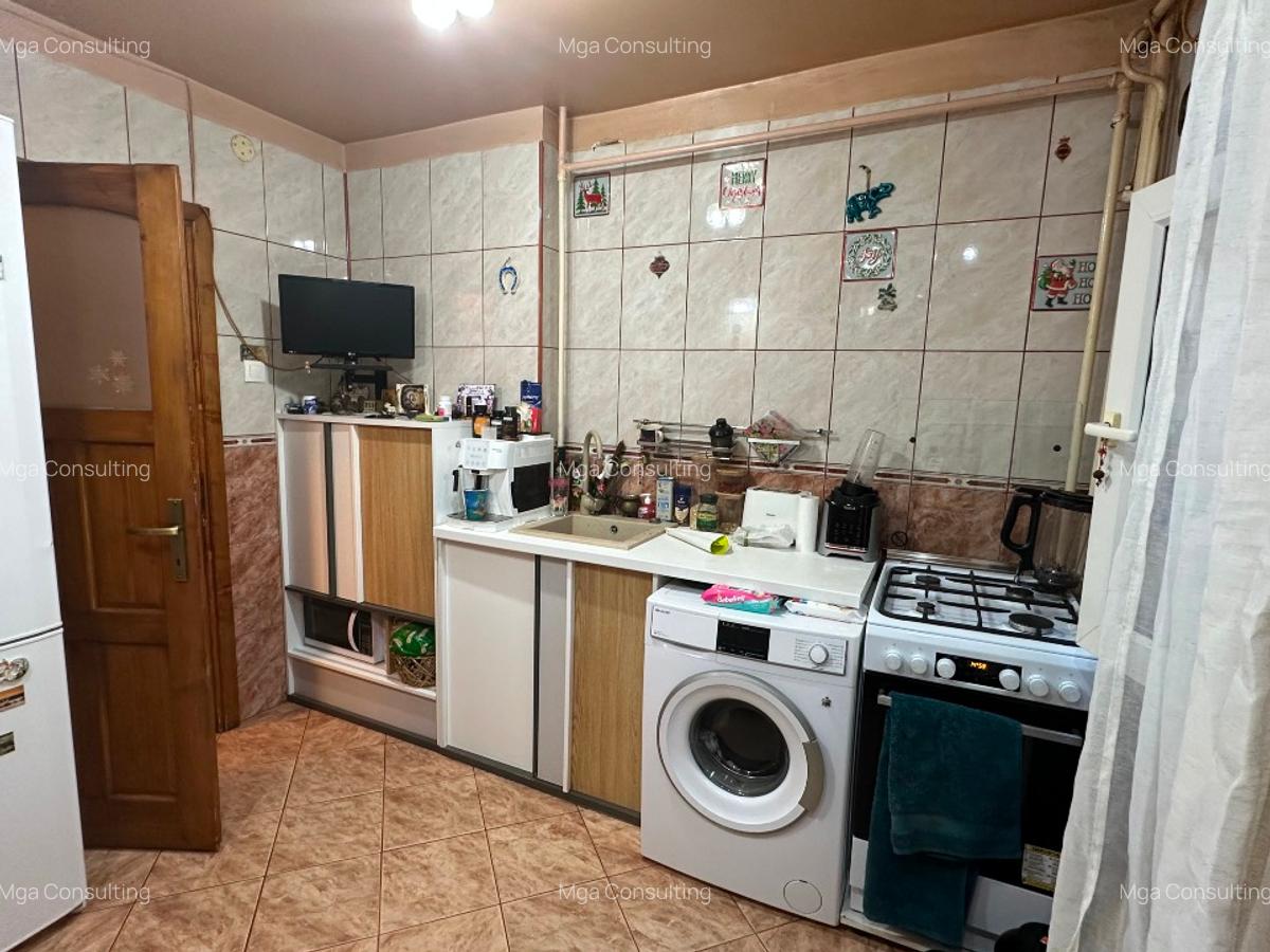 Apartament 3 camere Calea Bucuresti - 1
