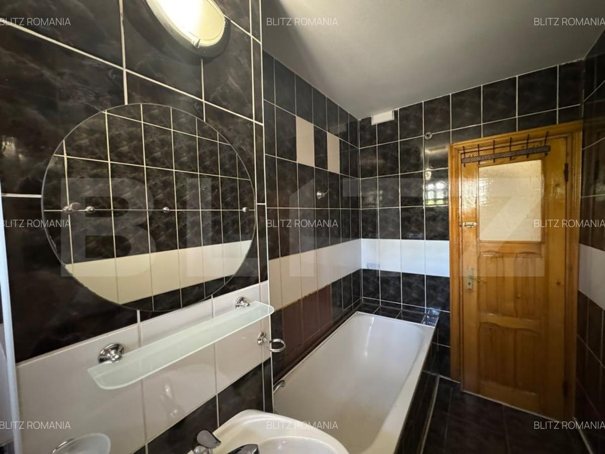 Apartament de vanzare, cu 2 camere, etaj intermediar, bulevardul Tutora - 8