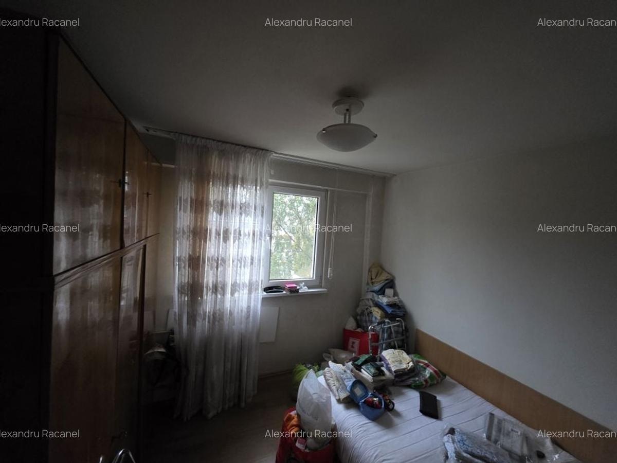 Doamna Ghika- Scoala 30 - 12