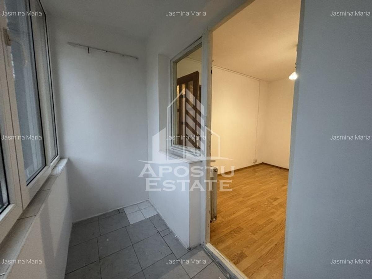 Apartament cu 2 camere in zona Sagului, centrala proprie, etajul intai - 6