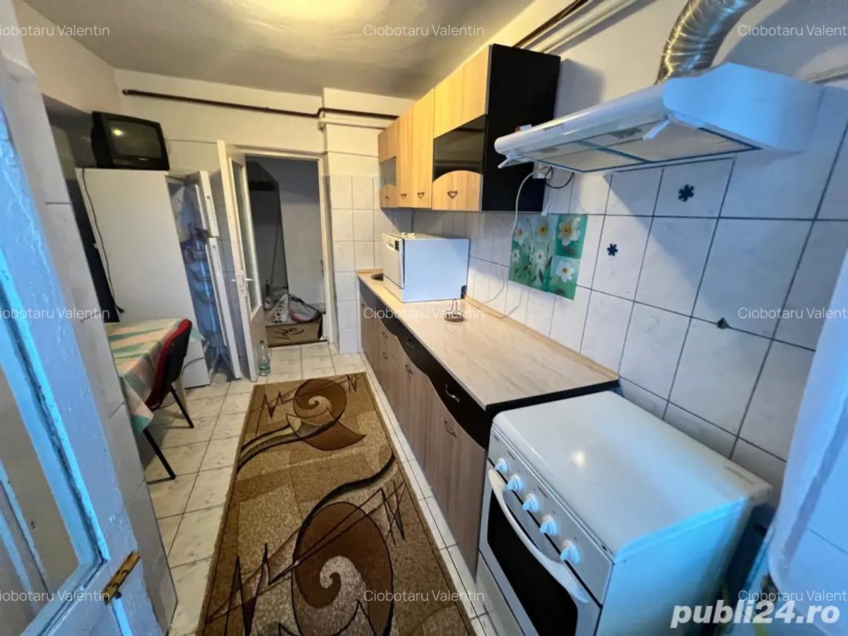 Inchiriere apartament 2 camere Micro 18 - 3