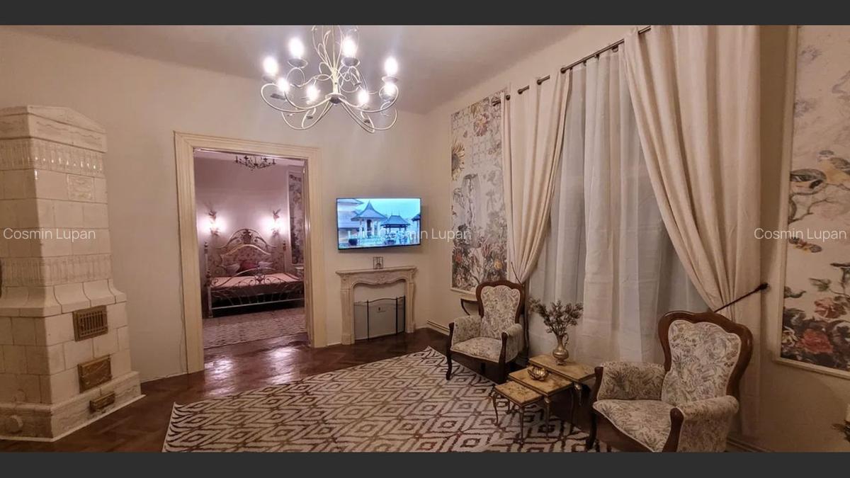 Apartament boem la poalele Tampei, în inima centrului istoric - 2