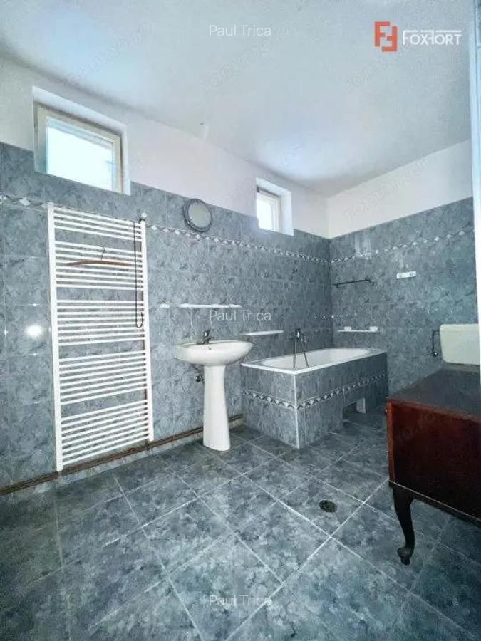 Casa individuala cu 3 camere si teren de 952 mp, zona Crisan - 2