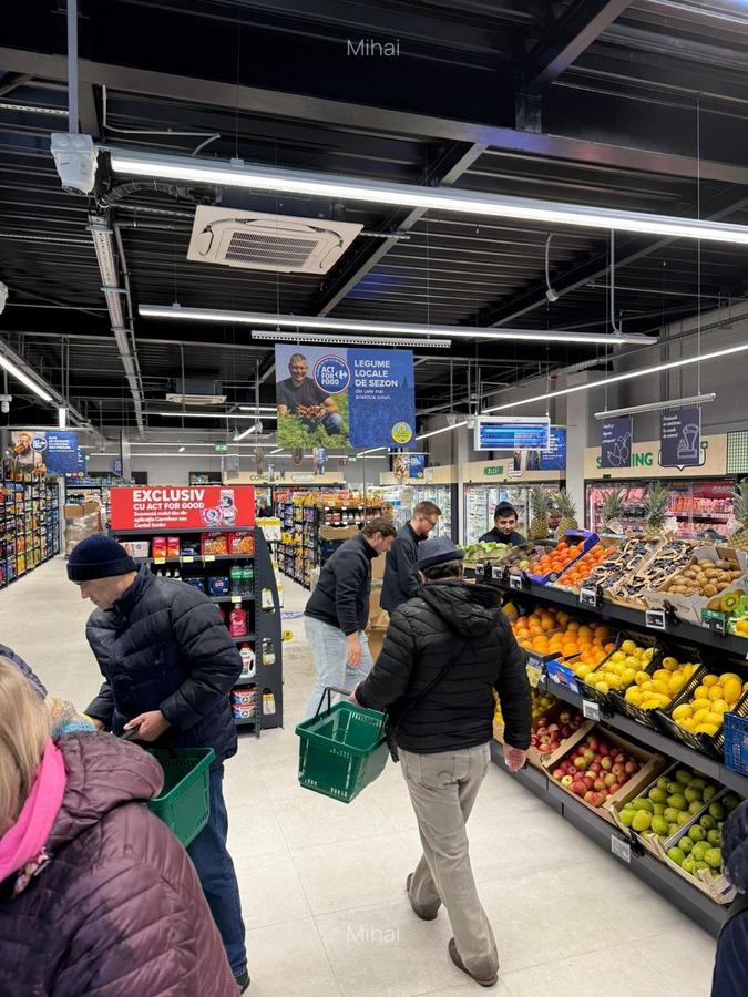 Piata Slobozia, sp. com CARREFOUR DE VANZARE - 4