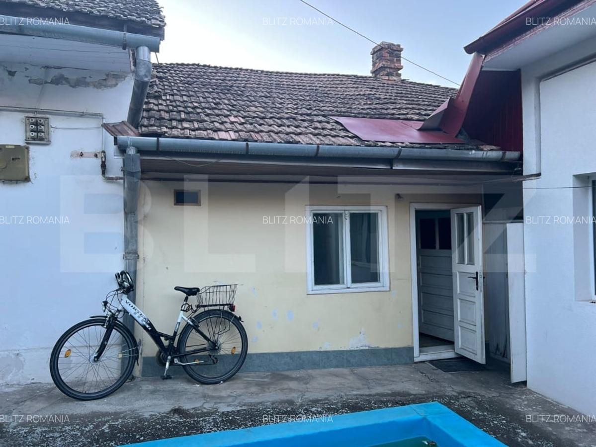 Casa in curte comuna, 30 mp - Strada Predeal, vecini linistiti - 1