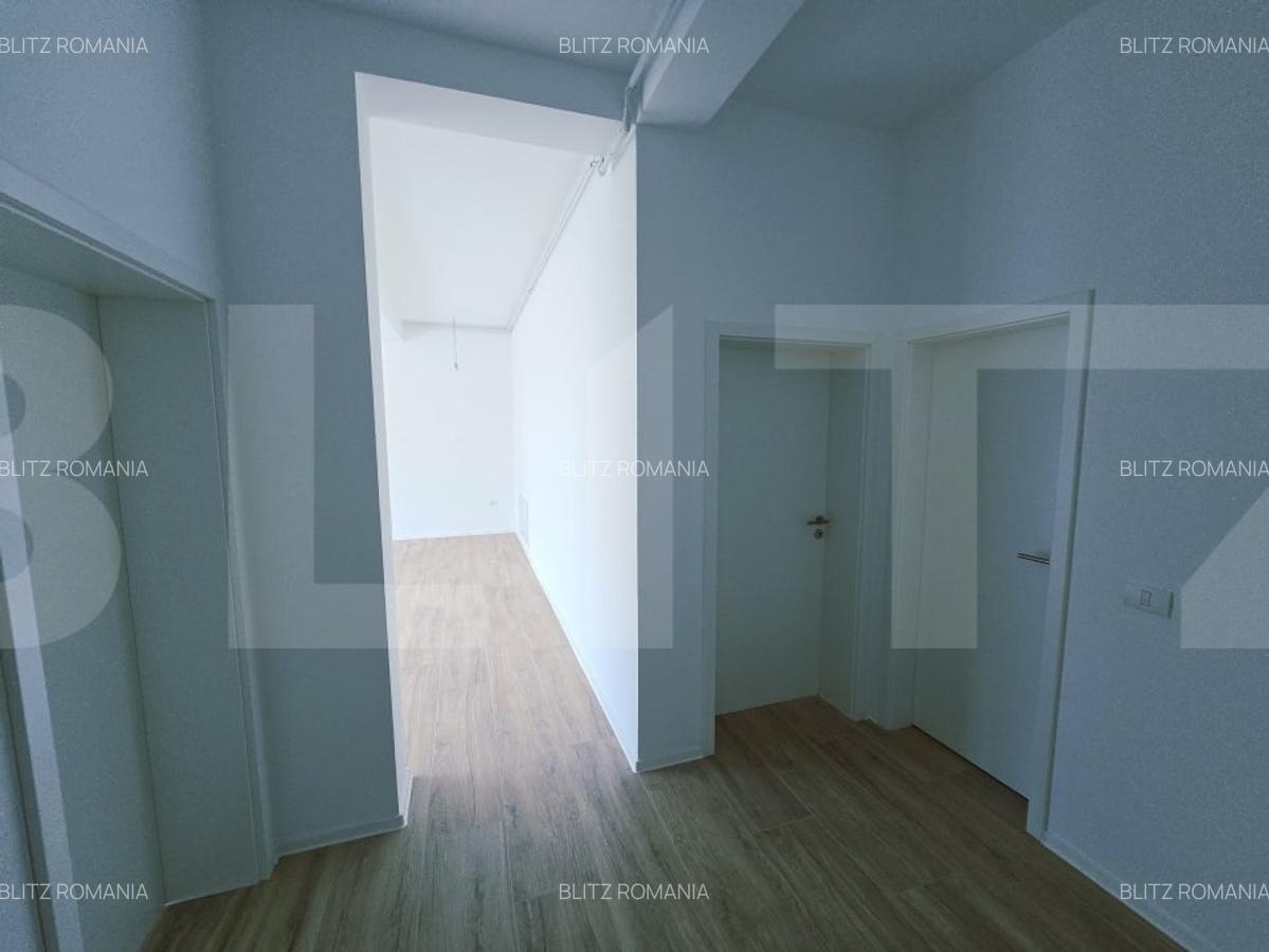 Spatiu, de vanzare, 77 mp, zona Torontalului - 9
